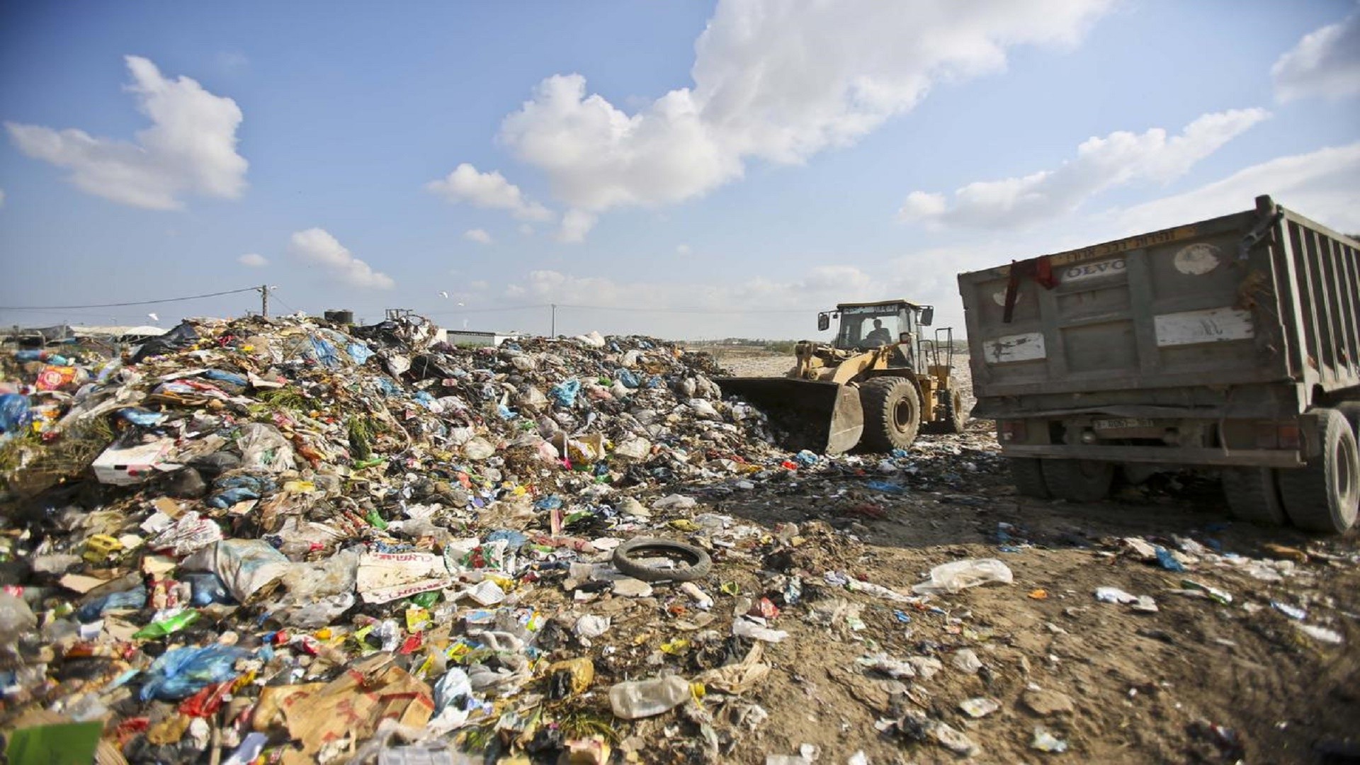 النفايات في غزة (2)